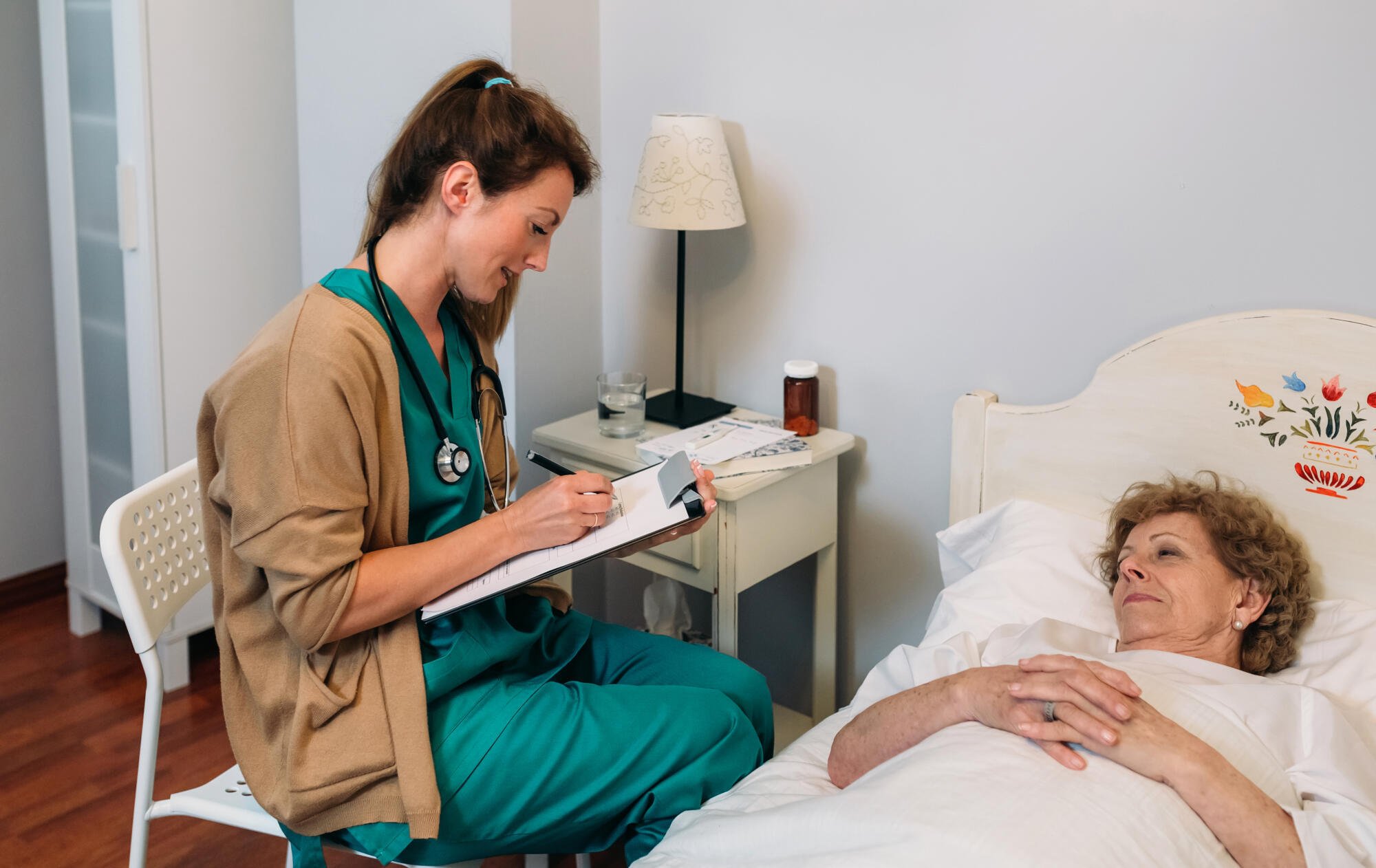 Alzheimer's and Assisted Living: What Families Should Know