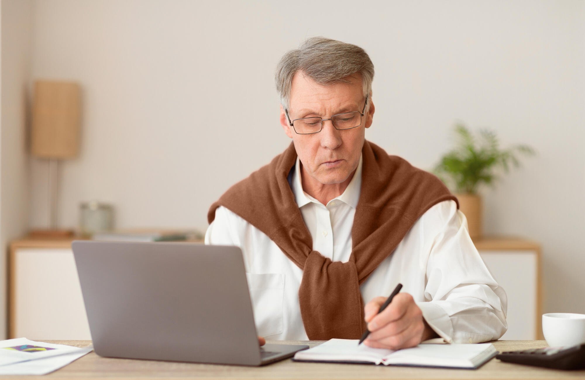 Ohio Assisted Living: How Goal Setting Supports Brain Health as We Age